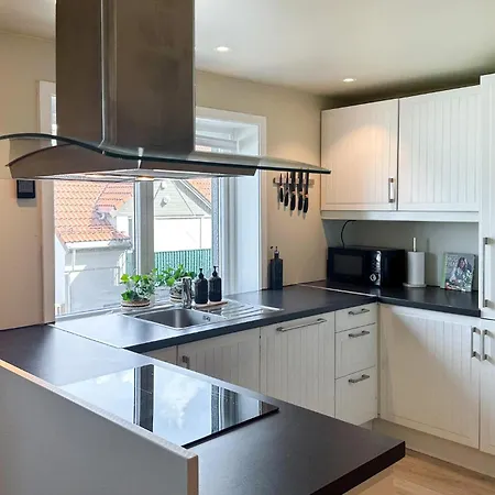 Apartamento 2 Bedroom Cozy In Laksevag Bergen