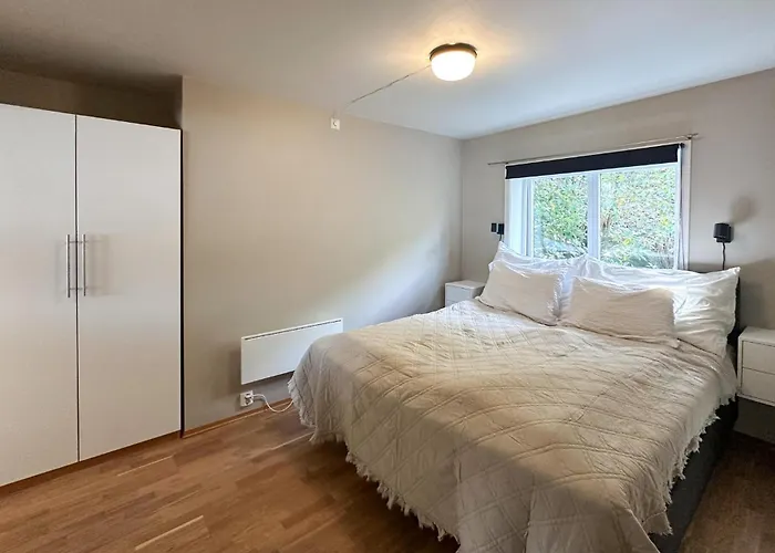 2 Bedroom Cozy In Laksevag Lejlighed *